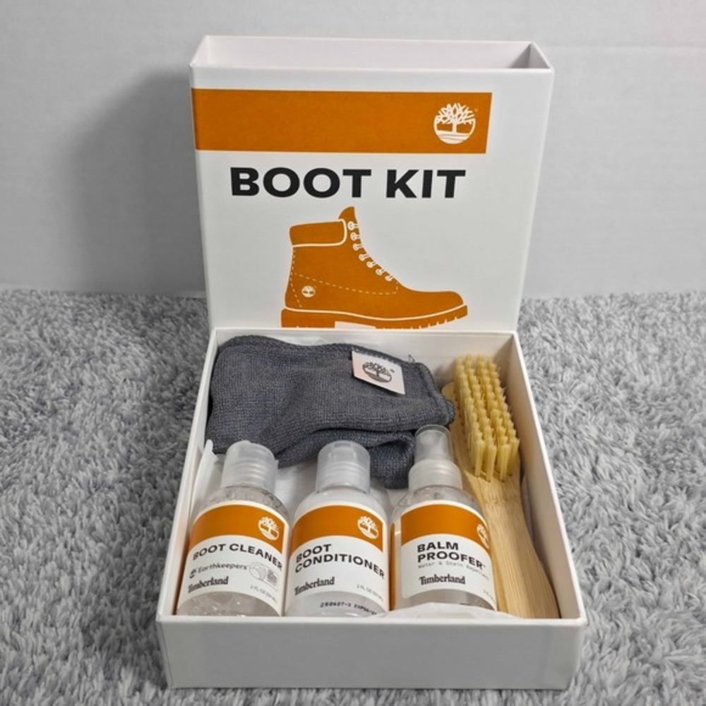 Timberland Boot Care Kit Cleaner Conditioner Balm Proofer Brush NEW TB0A2JWV0001